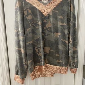 Bibi long sleeve camouflage with sequin detail